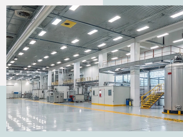 Освещение ангаров в Черняховске от 629 руб. - Эффективные решения